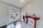 Entrance & hallway